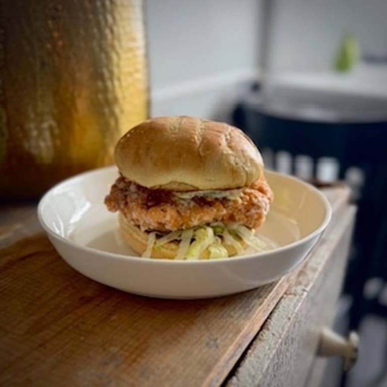 Delicious Chicken Sandwiches: A Must-Try!